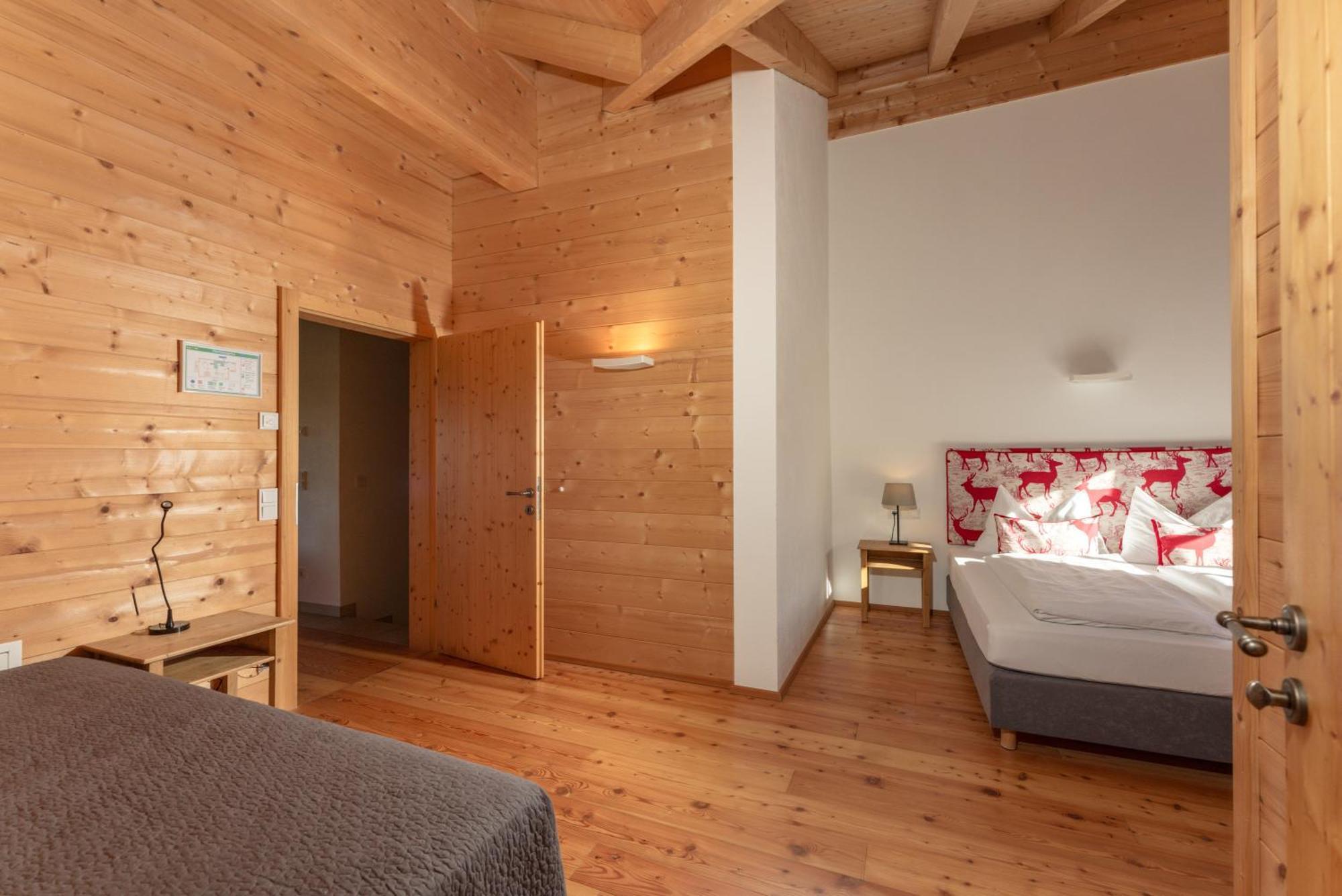 Ski in/Ski out Chalets Tauernlodge by Schladming-Appartements Zimmer foto