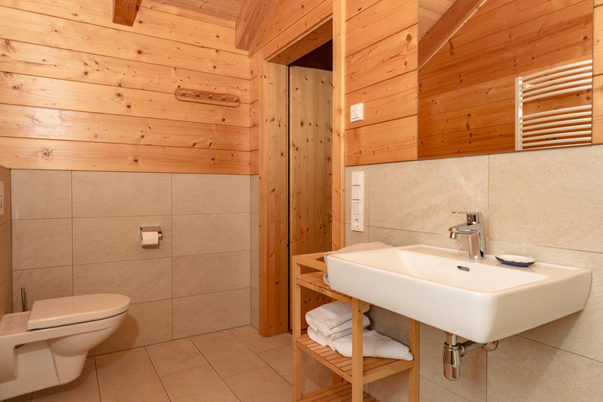 Ski in/Ski out Chalets Tauernlodge by Schladming-Appartements Zimmer foto